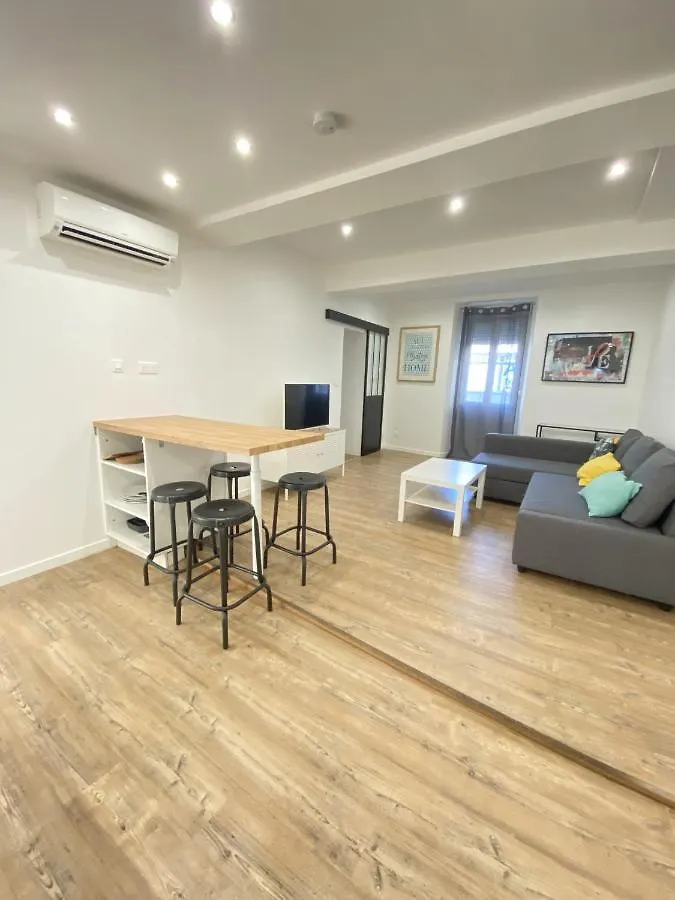 Appartement T2 St Jean 4 personnes clim wifi terrasse à Toulon